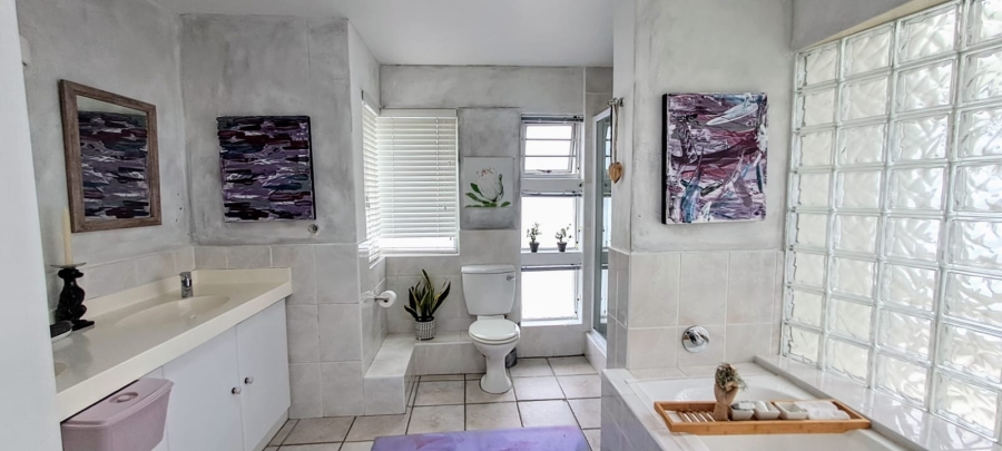 4 Bedroom Property for Sale in Vermont Western Cape